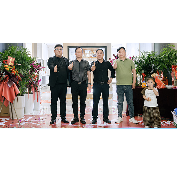 燃爆全城！乐鱼体育下载app官网湖北潜江旗舰店盛大开业